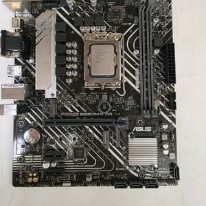 ASUS B660M-K D4 + i7-12700F