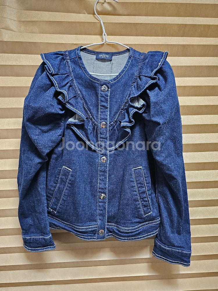 헤지스 키즈 데님 프릴 청자켓 사이즈 130(9y)--0