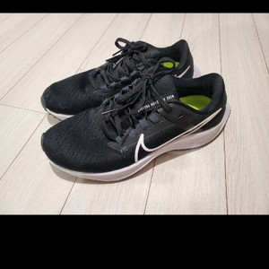 나이키 에어 줌 페가수스38 러닝화 사이즈235