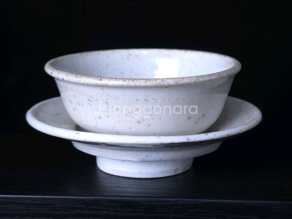 조선 백자 잔과 잔대--0