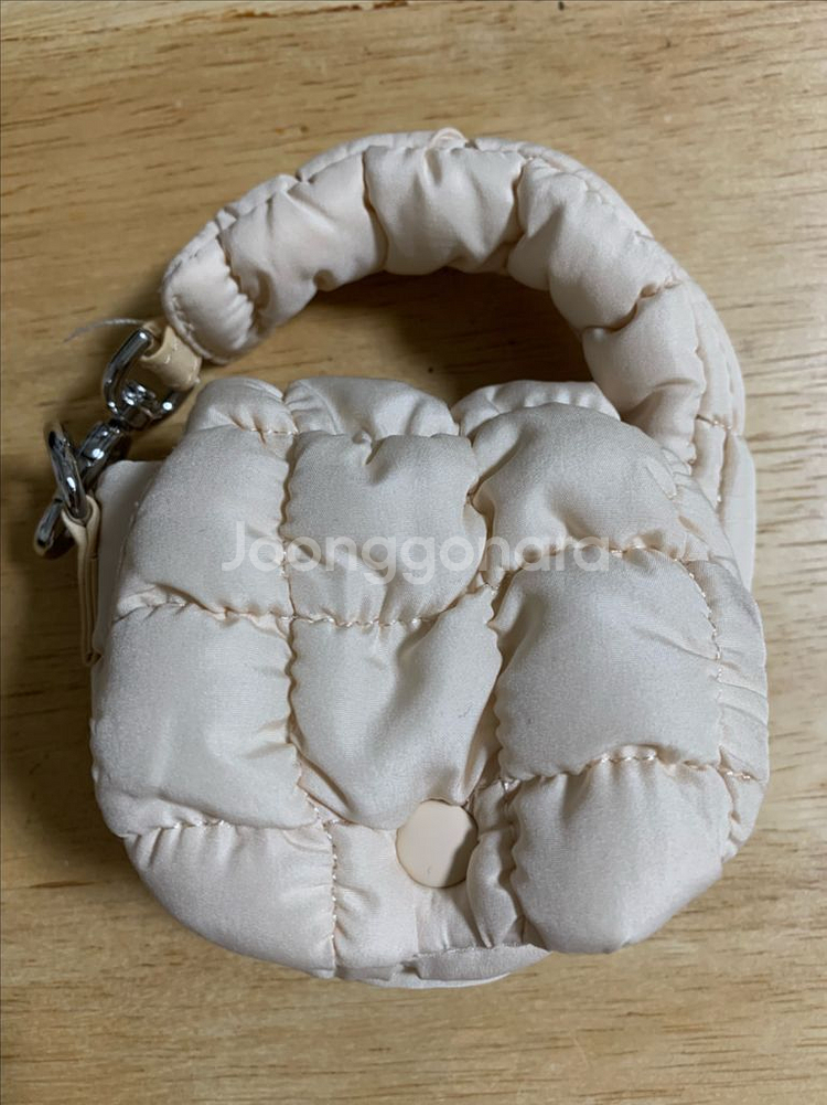 코스 퀼티드백 나노 베이지--2