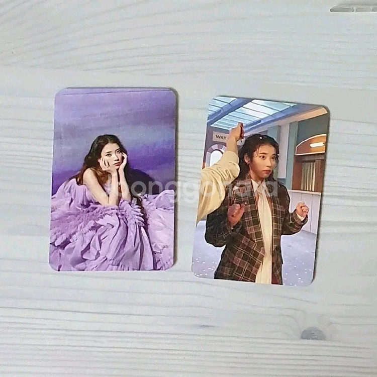 아이유 라일락 특전 포카 뮤코 뮤직코리아 애플뮤직 미공--0