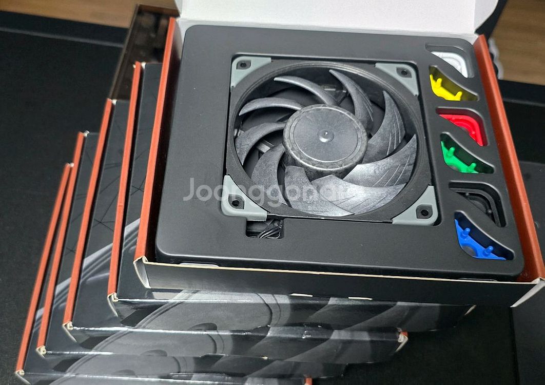 녹투아 NF-A12X25PWM chromax.black--1