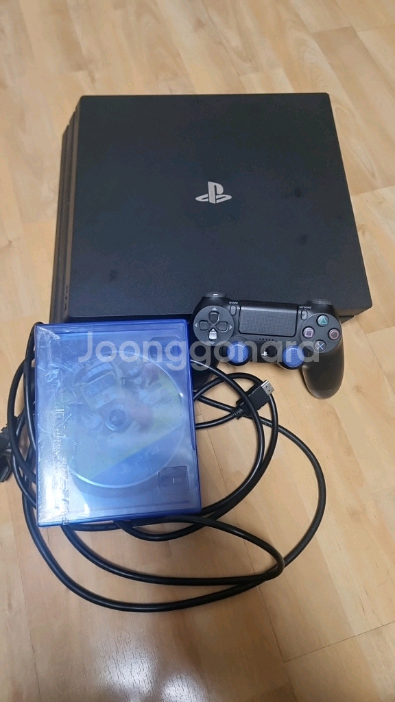 플스4 ps4 프로 1TB 판매합니다.--0