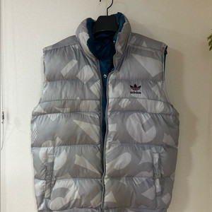 아디다스 패딩 양면 조끼 105
