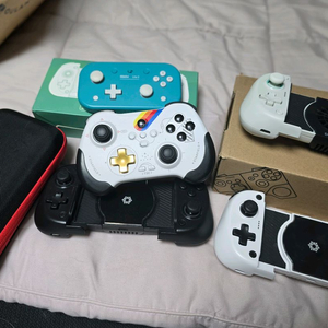 블루투스 게임컨트롤러들 팝니다