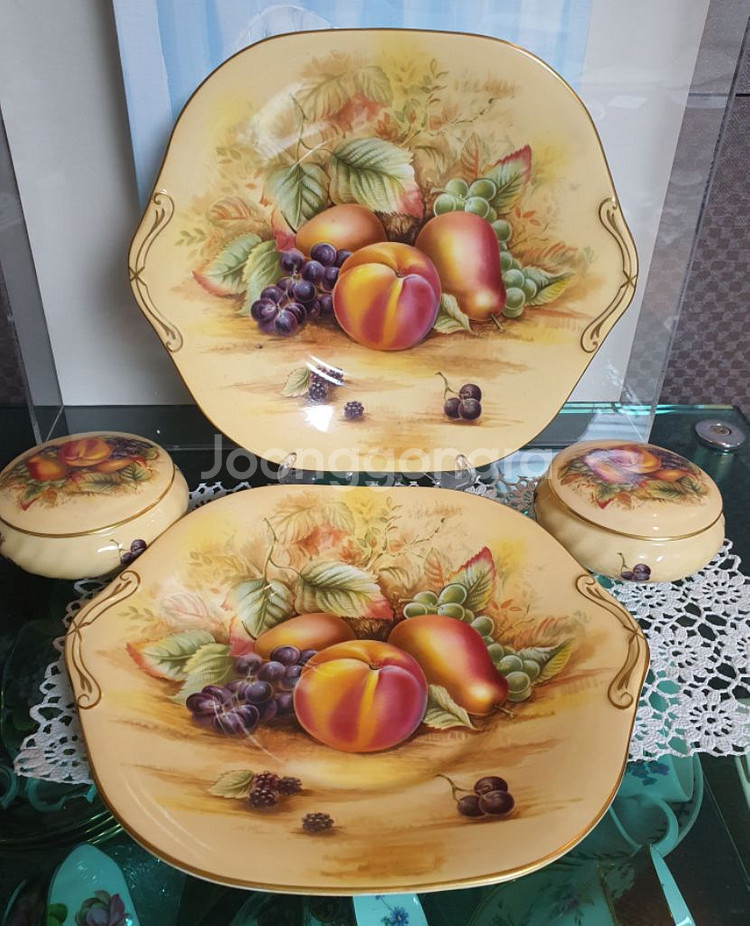 앤틱 영국 엔슬리 오차드골드 귀달이접시와.드링켓 개당값--0