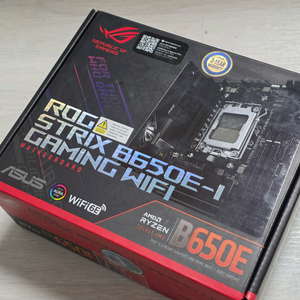ASUS ROG STRIX B650E-I 메인보드
