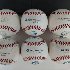 상태 좋은 프로야구 kbo 공인구 야구공 팝니다