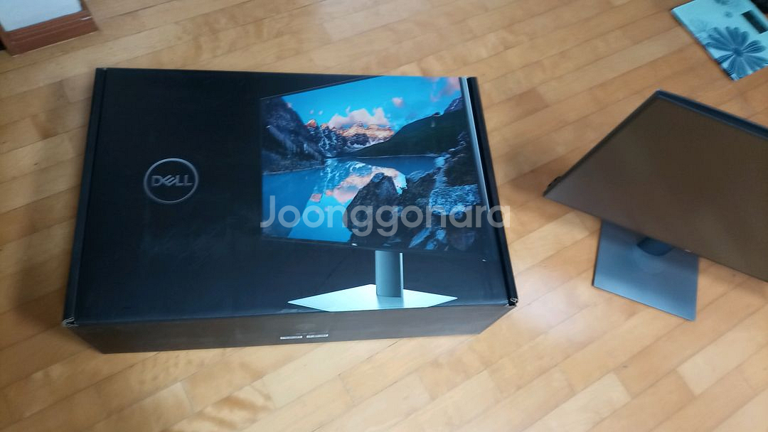 DELL UltraSharp U3219Q 모니터 팔아요--3
