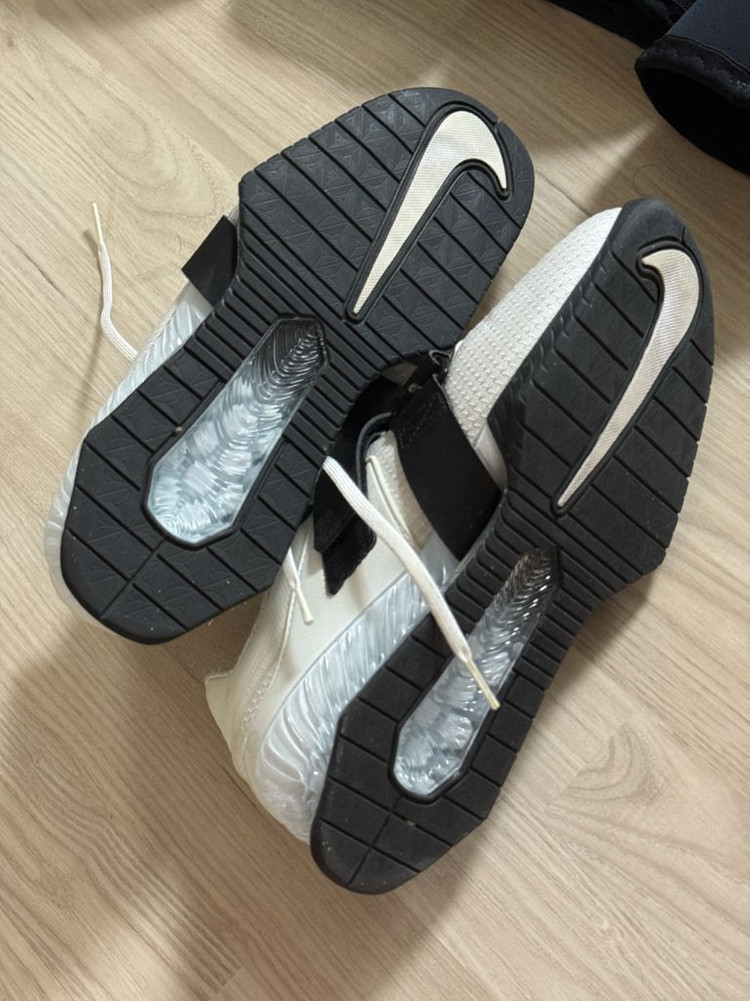 나이키 역도화 로말레오4 거의 새상품--1