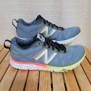 뉴발란스 1500 러닝화 운동화 270