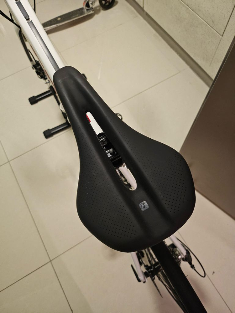 트렉 도마니 al3 TREK AL3 (화이트/레드) 이미지