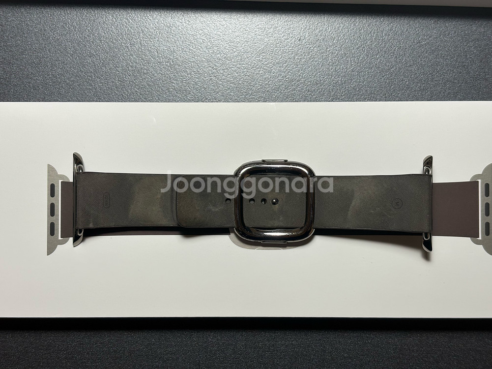 애플워치10 42mm 티타늄골드+모던버클 애플케어--7