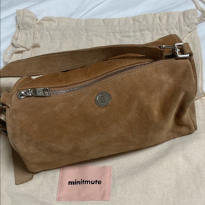 미닛뮤트 스웨이드 브렛 백 가방