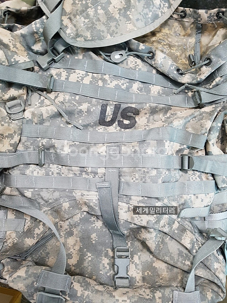 미육군 오리지날 ACU 라지 럭쌕--6