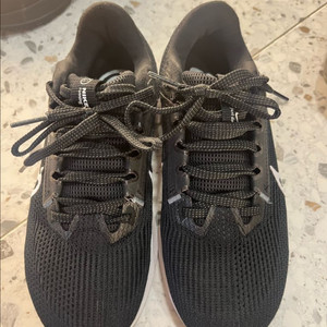 나이키 페가수스 40 블랙 230mm