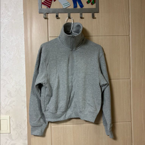 유니클로 반집업
