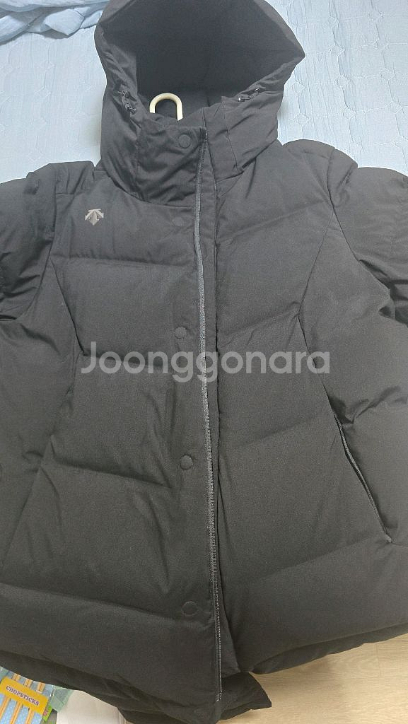 데상트 골프 롱패딩--1
