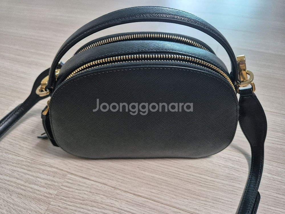 프라다 오데뜨 숄더백--1