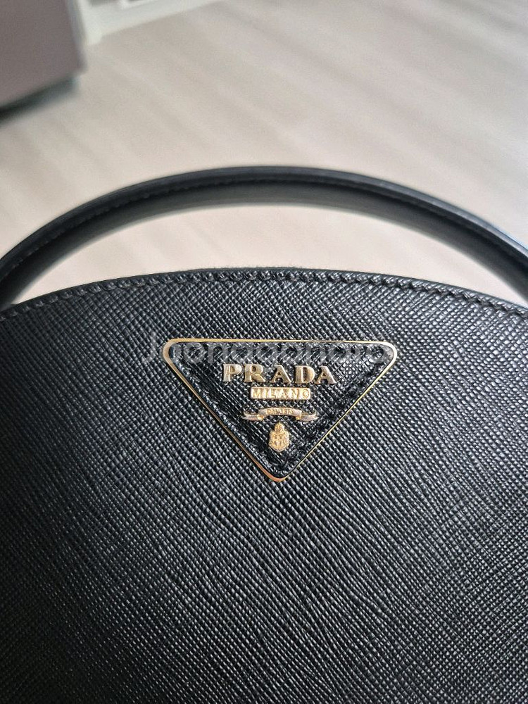 프라다 오데뜨 숄더백--4