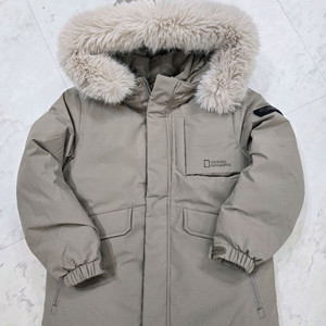 내셔널지오그래픽 키즈 벨루가 덕다운패딩 140 택포