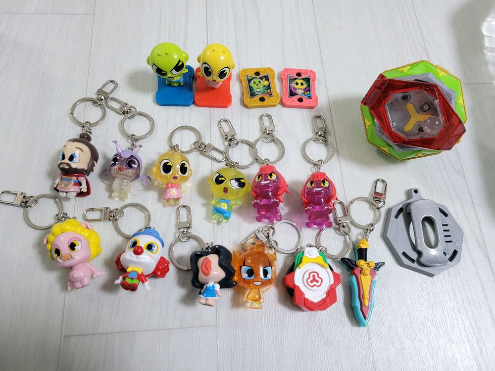 신비아파트 키링--0