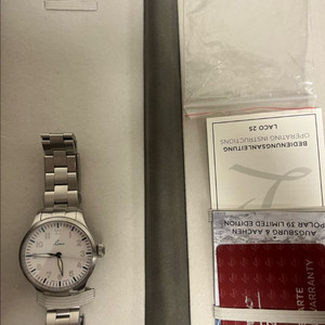 라코 폴라 리미티드 39mm 팔아요