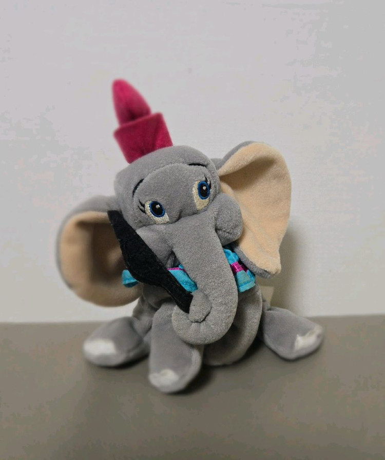 아기코끼리 덤보인형--2