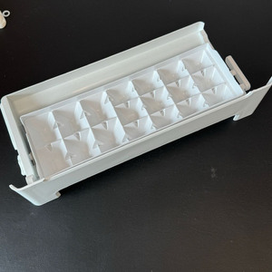 LG 디오스 냉장고 아이스 메이커 얼음트레이 팝니다.