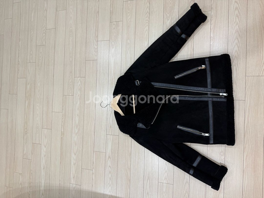 게스 여성 블랙 무스탕 자켓 XS(대전신세계백화점구매)--7