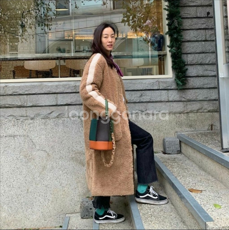 루에브르 코트--2