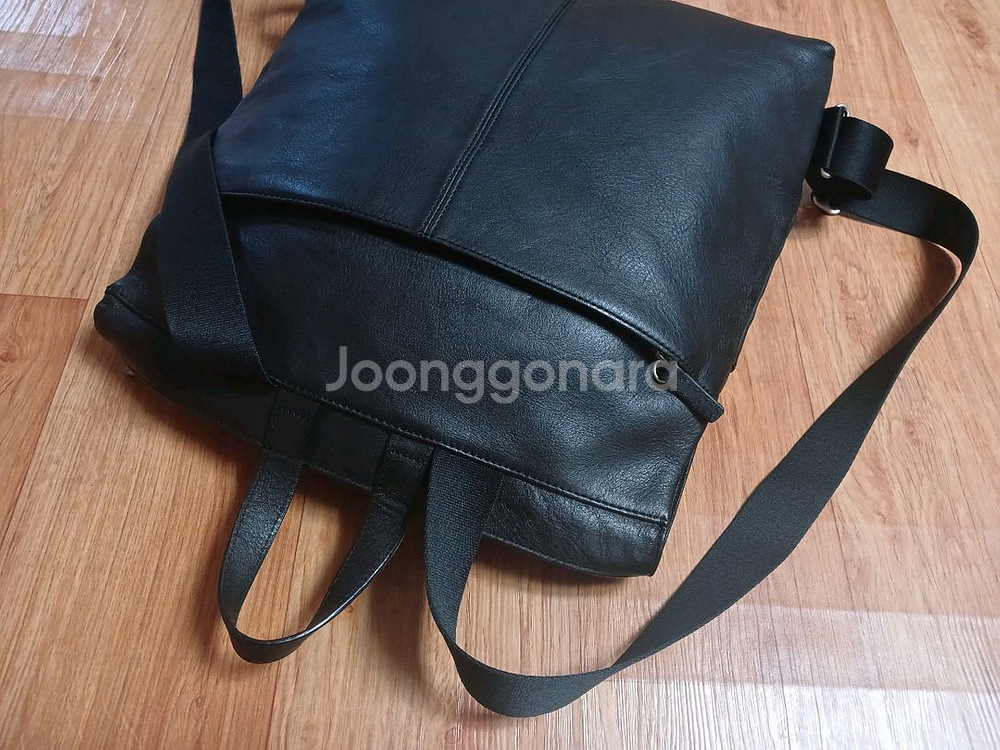 만다리나덕(정품) 남성 올 가죽 백팩 (블랙) (A급)--4