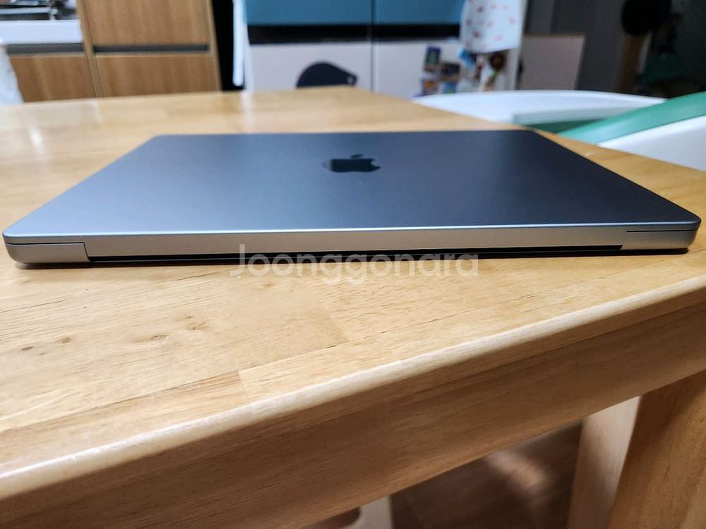 2023 맥북 프로 512GB--13