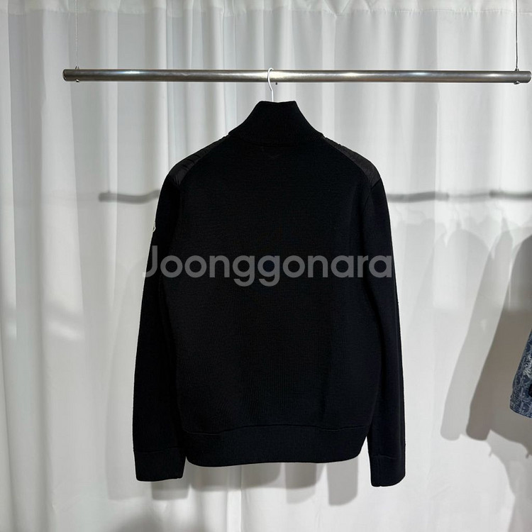 (L)몽클레어 니트패딩 블랙--5