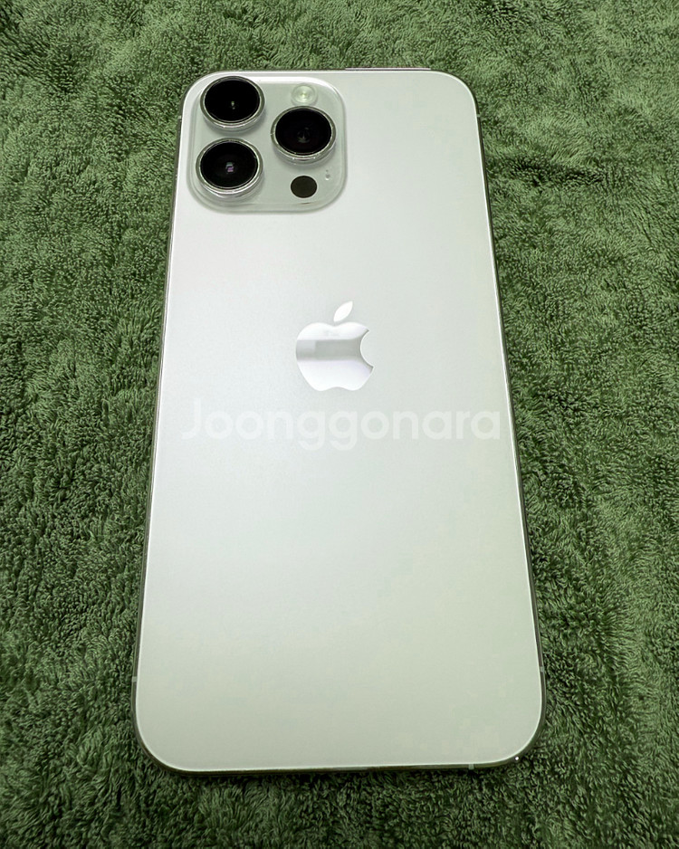 아이폰14 프로맥스 실버 128gb 판매합니다.--0