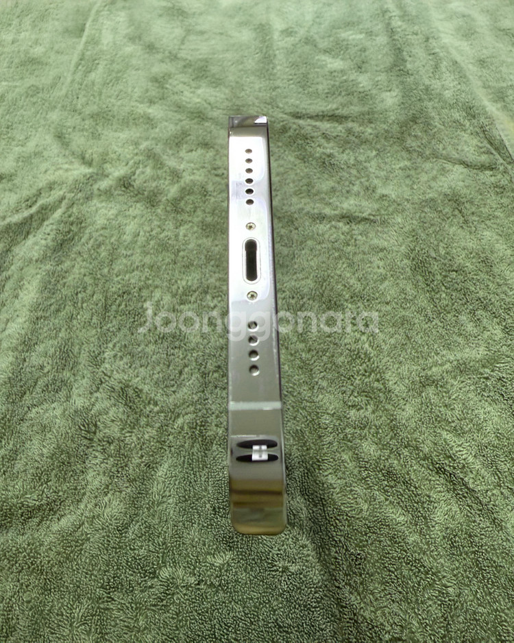 아이폰14 프로맥스 실버 128gb 판매합니다.--4