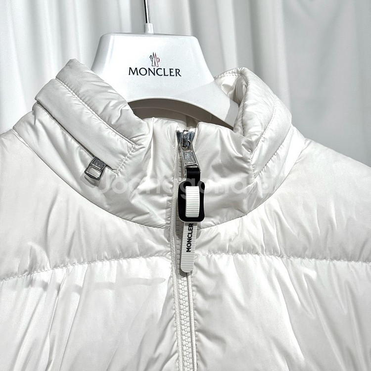 (L)신상 몽클레어 트리콧 니트패딩 화이트--7