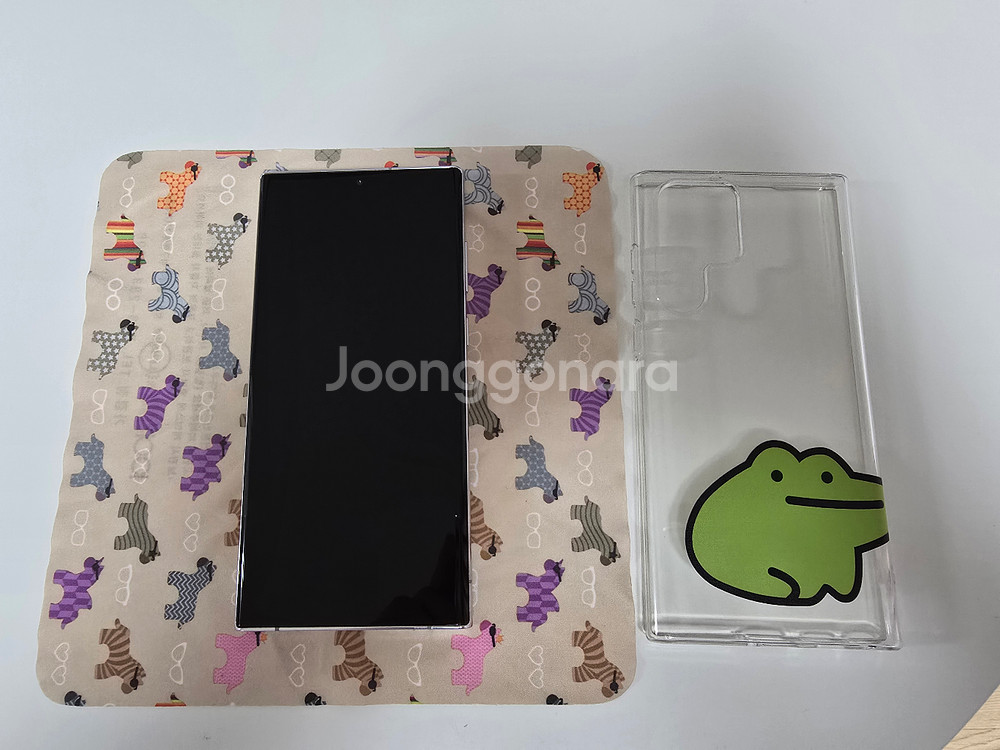 갤럭시 S22 울트라 256GB(팬텀화이트)--4