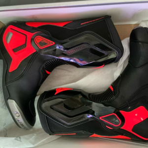 다이네즈 토크아웃3 검빨 롱부츠 40사이즈