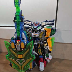 미니특공대 브이레인저스 로봇 셋트 팝니다