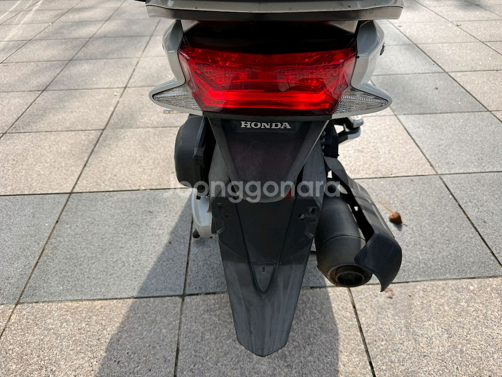 혼다 pcx125 17년 스마트키 짧은키로수 팝니다--9