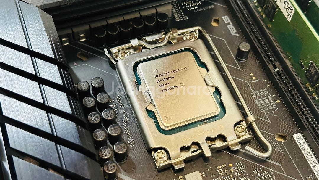 12600K Z690 TUF 메인보드--3