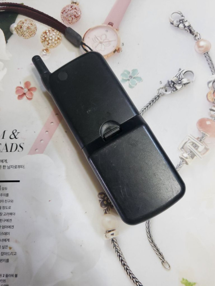 올드폰 엘지 LGP-1500F 희귀 플립형 PCS폰 이미지