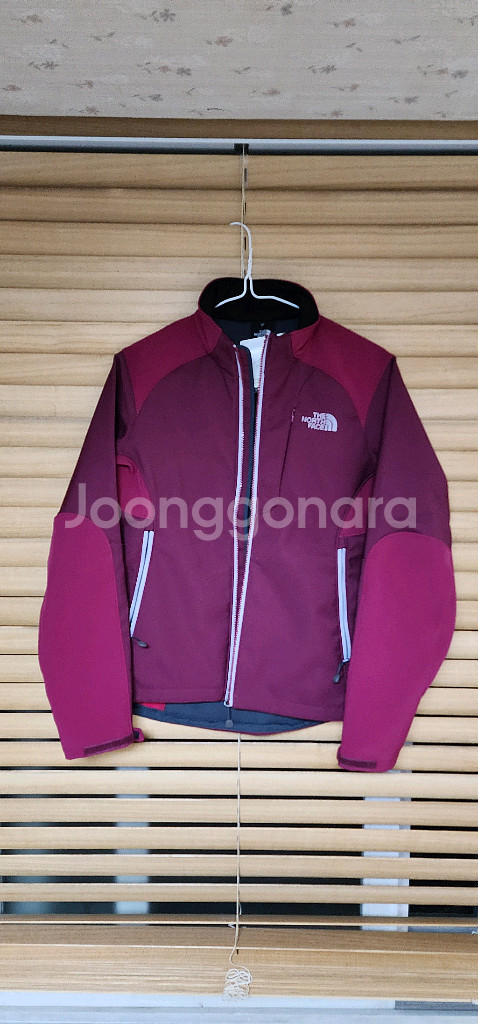 노스페이스 스포츠 등산 자켓 새제품--0