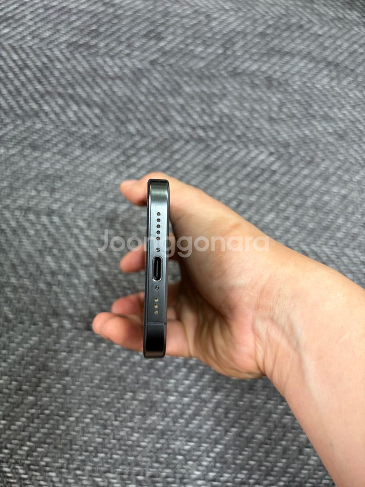 아이폰 15pro 256G 블랙티타늄--3