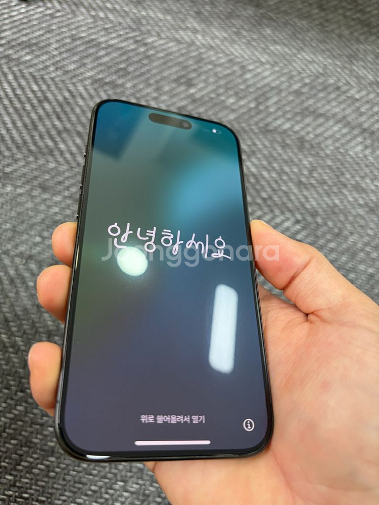 아이폰 15pro 256G 블랙티타늄--10