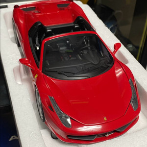 1:18 페라리 458 스파이더 (핫휠 엘리트)