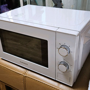 쿠쿠 20L 전자레인지 CMW-A201DW 거의 새상품