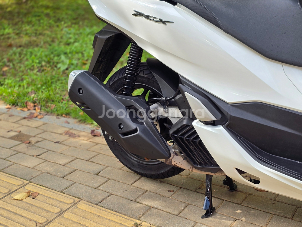 혼다 PCX125ABS 2023년식 판매합니다--2